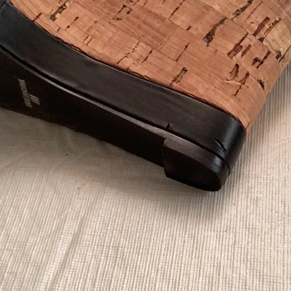 CHARLES by Charles David Cork and Black Leather Wedge Sandal. Size 8 M